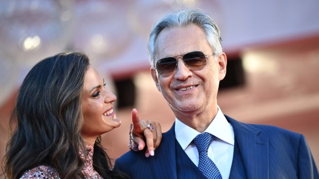 ANDREA-BOCELLI-000_9MC4M4.jpg