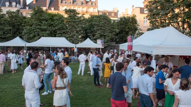 20-ans-de-mission-Diner-en-blanc-@maxfavreul.jpg