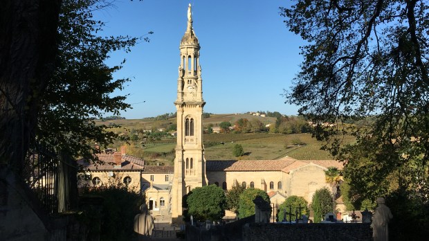 NOTRE-DAME-VERDELAIS-GIRONDE-shutterstock_1183676464.jpg