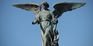 [VIDÉO] Cinq choses que votre ange gardien fait pour vous protéger