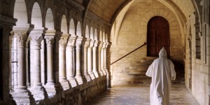 Quels vœux prononce-t-on lorsqu&rsquo;on devient religieux ?