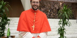 Le plus jeune cardinal du monde n&rsquo;a pas 50 ans !