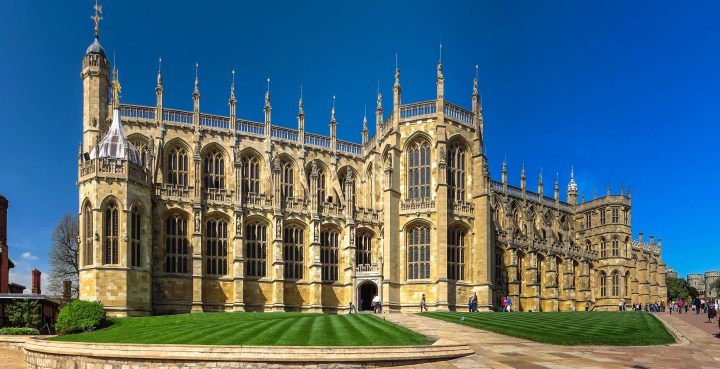 SAINT-GEORGES-CHAPEL-shutterstock_575884261.jpg