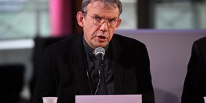 Affaire Mgr Santier : l’actuel évêque de Créteil demande « pardon » pour « ses erreurs »