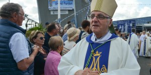 Mgr Santier : « A-t-on fait preuve de prudence ou a-t-on voulu conserver un secret ? »
