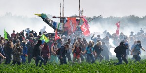 Manifestation écolo-terroriste : vers une faillite de l’État ?