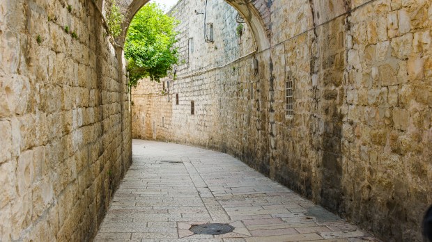 via-dolorosa-jerusalem-shutterstock_120547696.jpg