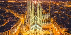 La ruine ou l’espérance ? Que la Sagrada Familia nous inspire !