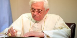 Benoît XVI  : trois encycliques… et demi