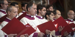 Les chants de la messe de funérailles de Benoît XVI