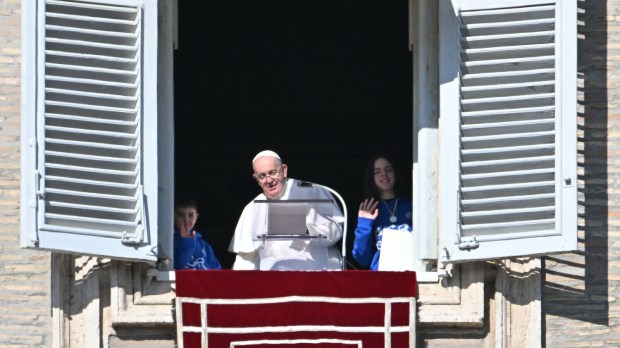 Ludzie ubodzy w duchu byli tematem rozważań papieża Franciszka przed modlitwą Anioł Pański w Watykanie