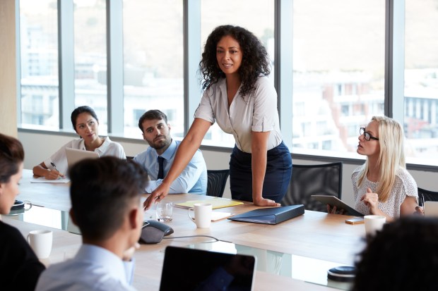 MANAGEMENT-WOMAN-shutterstock_633424550.jpg