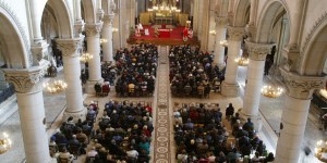 À quel moment dit-on « Amen » à la messe ?