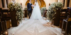 Un voile à l’effigie de la Vierge, la « folie » de Leila pour son mariage