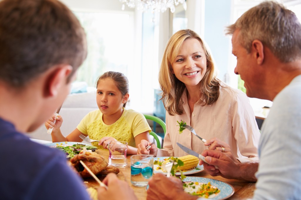 family dinner, dad, teens