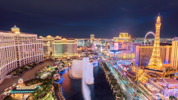 LAS-VEGAS-shutterstock_696358267.jpg