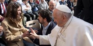 Une demande en mariage « papale » !