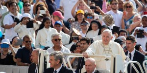 « L’éducation catholique est une forme d&rsquo;évangélisation », assure le Pape