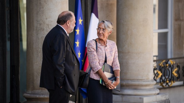 ELISABETH-BORNE-ERIC-DUPOND-MORETTI-CONSEIL-DES-MINISTRES-AFP-080_HL_XBOUZAS_1816630