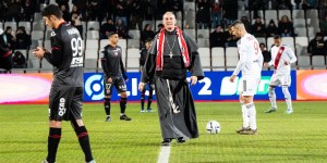 Mgr Bustillo, un cardinal de terrain !