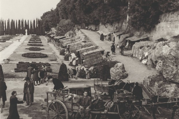 Castel Gandolfo 1944