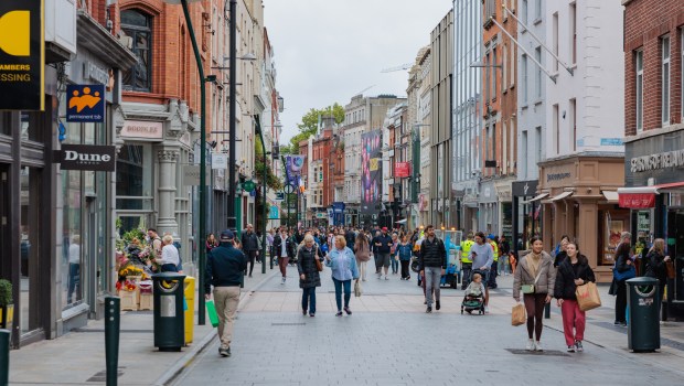 IRLANDE-RUE-DUBLIN-shutterstock