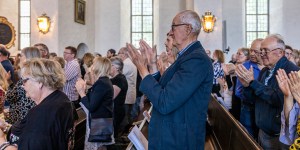 Applaudir à la messe, oui ou non ?