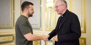Ukraine : un front figé, une diplomatie active