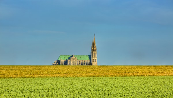Corner Item Image - Chartres, mille ans d’Histoire pour une cathédrale